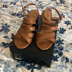 COACH TERRI CASUAL HEELS